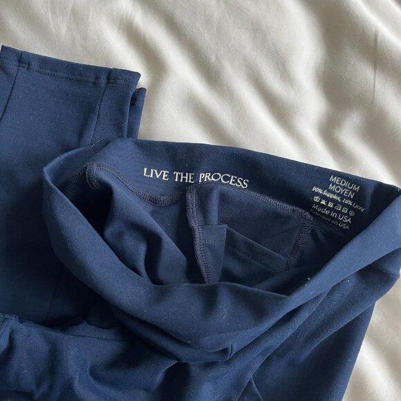 Live The Process Side Pocket Leggings - Navy - Size Medium - Picture 5 of 8